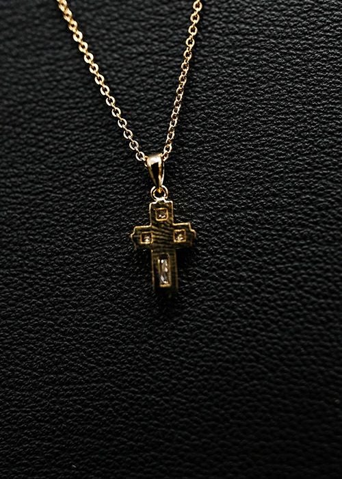 クロスオンクロスネックレス スモールクロスネックレス／クロス