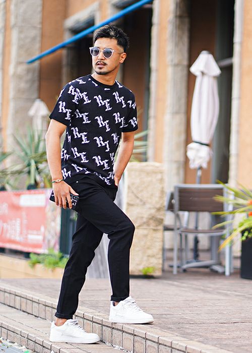 11.3ブラックスキニーパンツ ストレッチペイントデニム／ストレッチ