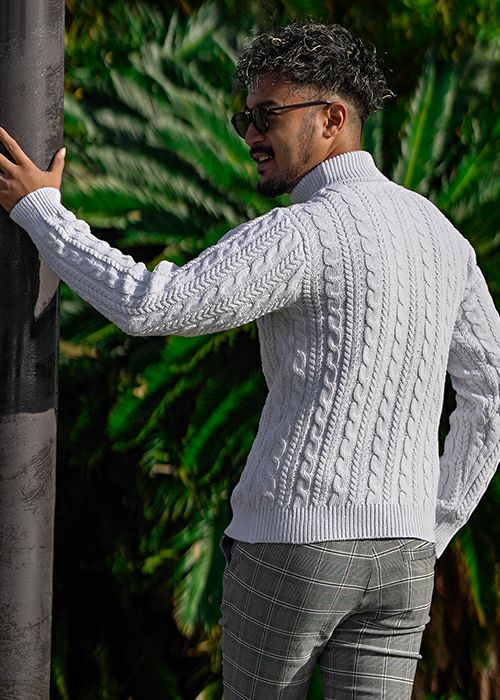 RTEG23ケーブルタートルニット クルーネック／ニット／メンズ