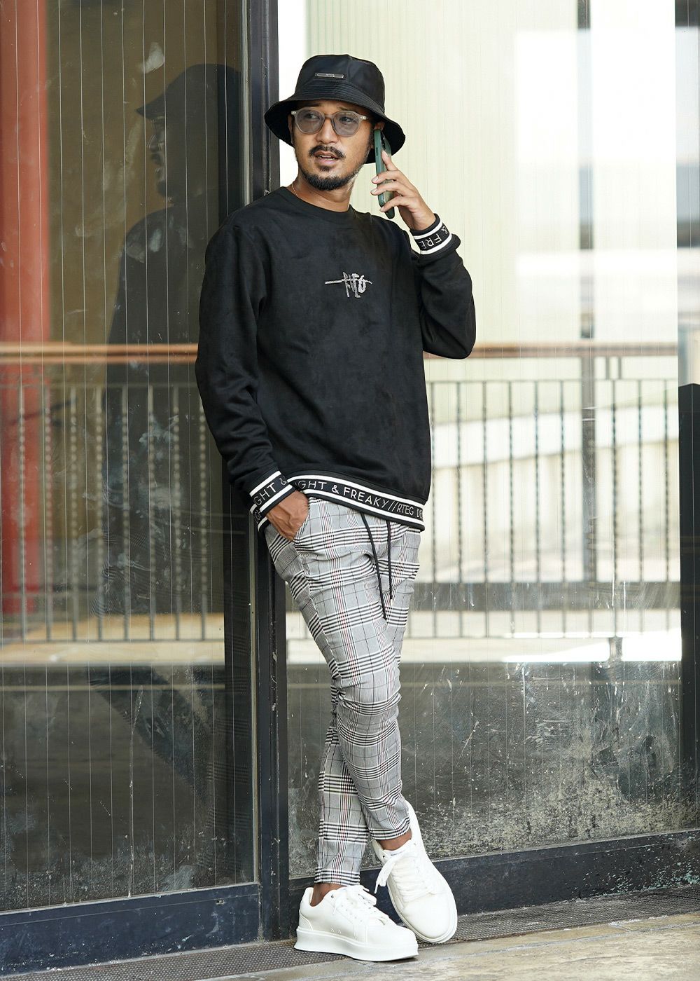 RTEGラインストーンスウェットプル | adamsJUGGLER（アダムス