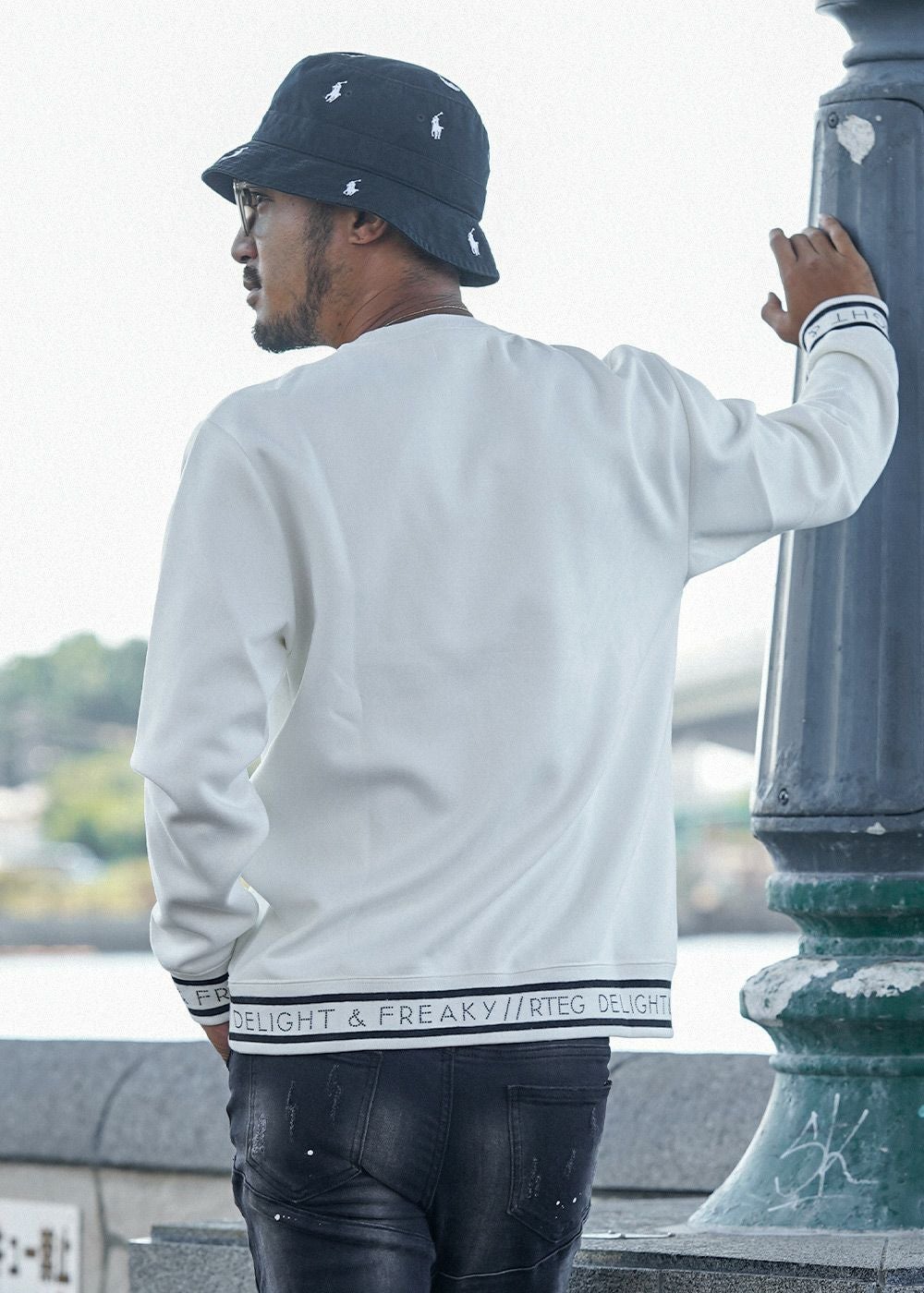 RTEGラインストーンスウェットプル | adamsJUGGLER（アダムス