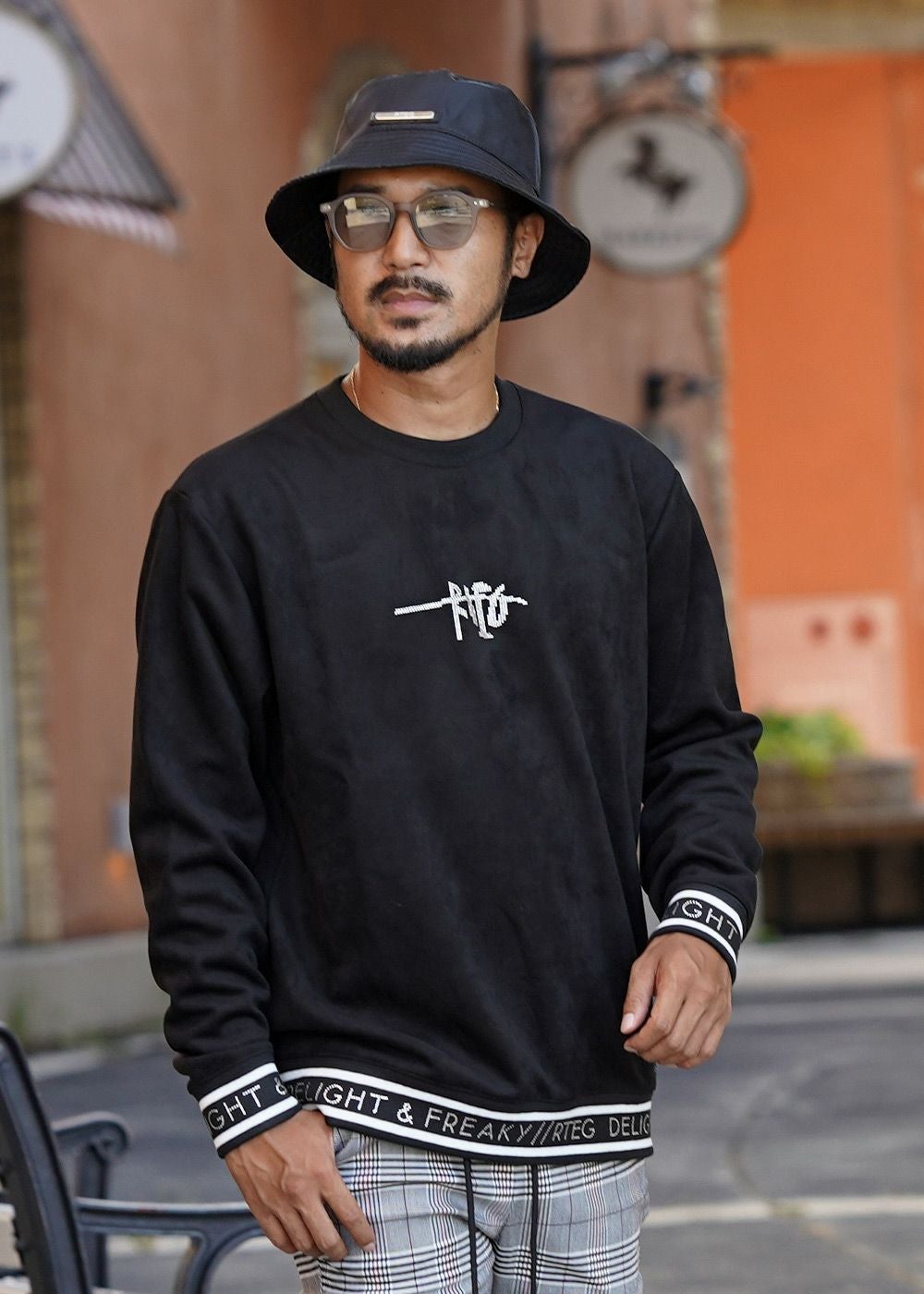 RTEGラインストーンスウェットプル | adamsJUGGLER（アダムス