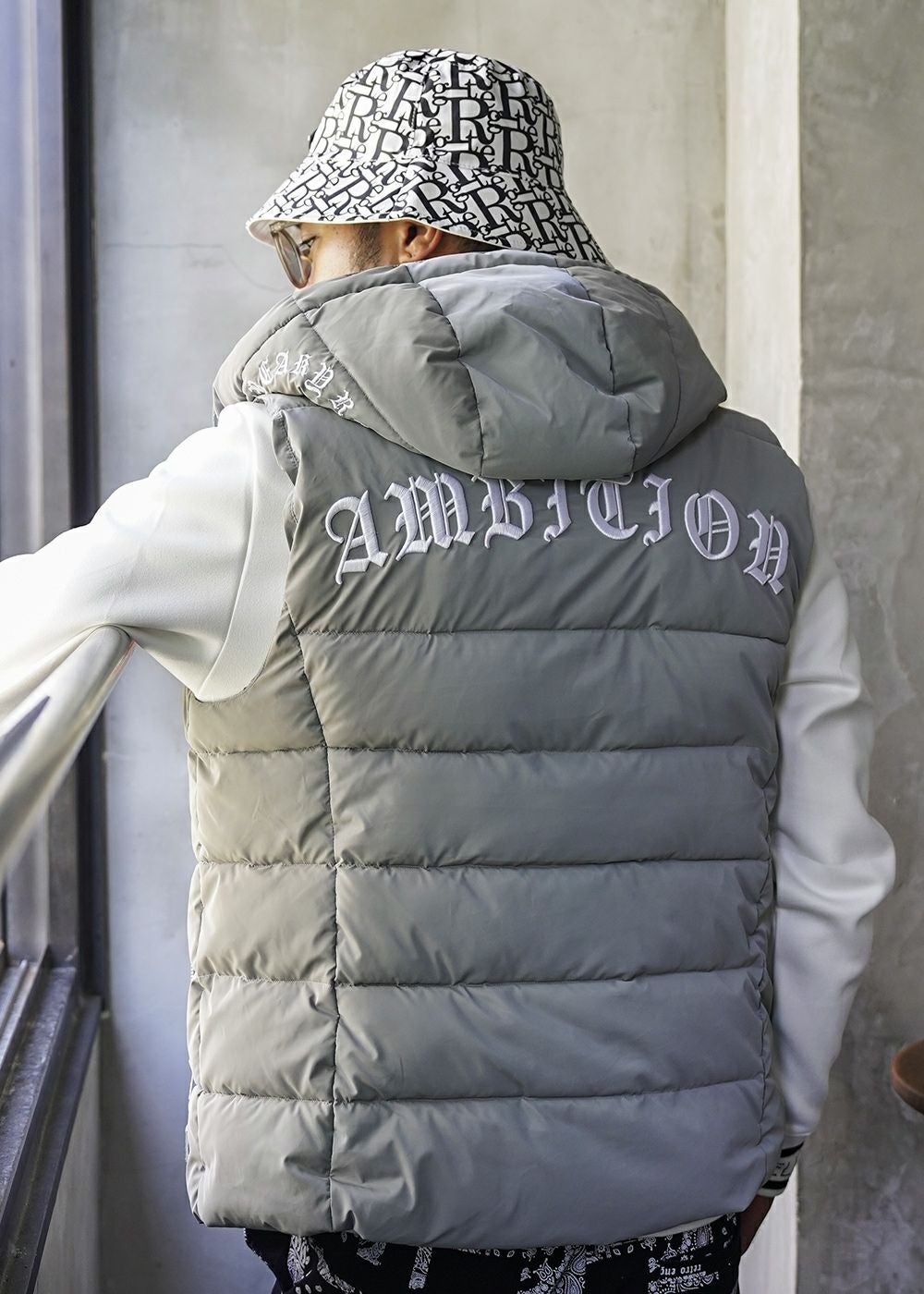 アンビションO/Eベスト | adamsJUGGLER（アダムスジャグラー）公式