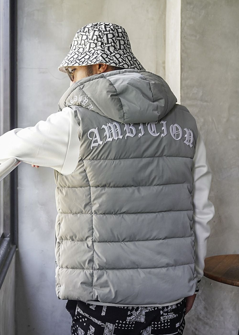 アンビションO/Eベスト | adamsJUGGLER（アダムスジャグラー）公式