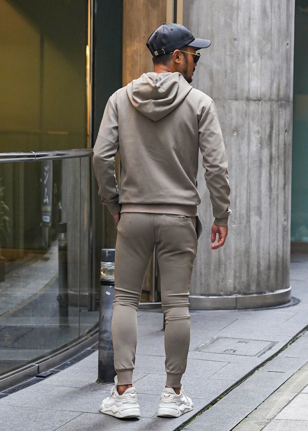 R/OE ジップスウェットパンツ | adamsJUGGLER（アダムスジャグラー