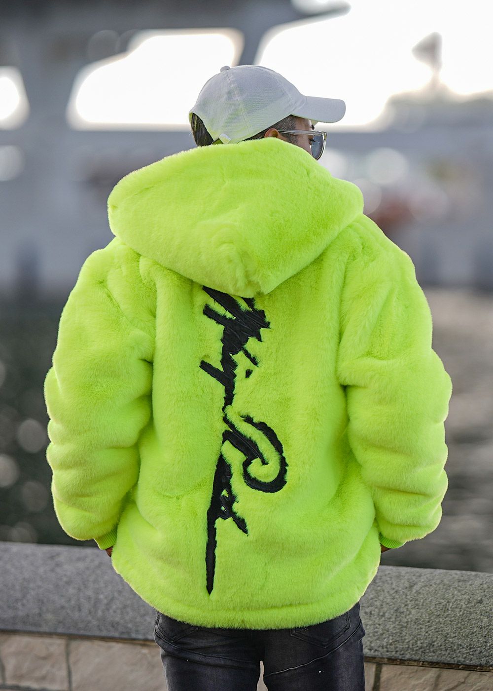 W/R EMファーフーディー | adamsJUGGLER（アダムスジャグラー）公式