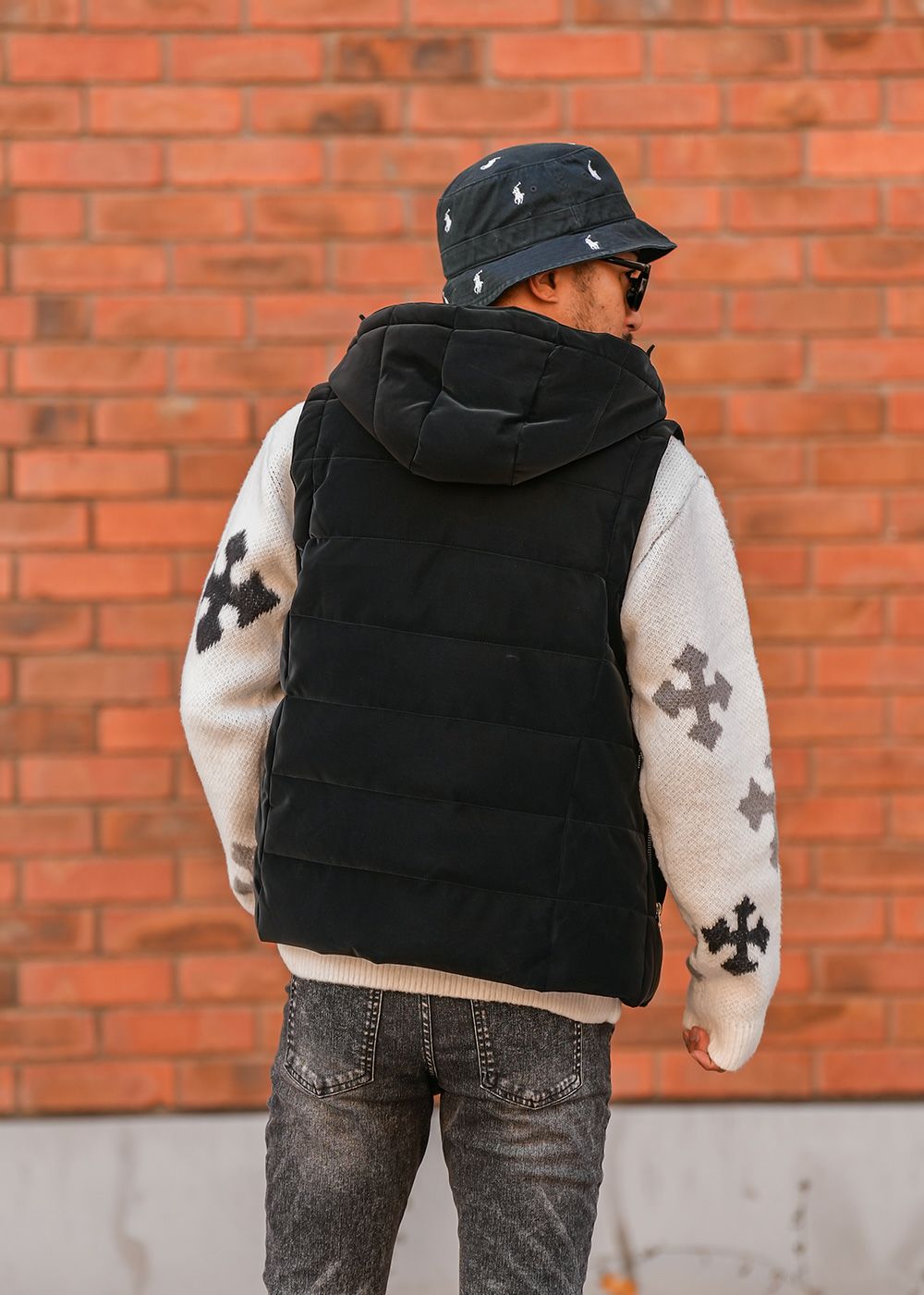 adams JUGGLER ベスト M LOGO ZIP DOWN VEST | adamsJUGGLER（アダムスジャグラー）公式