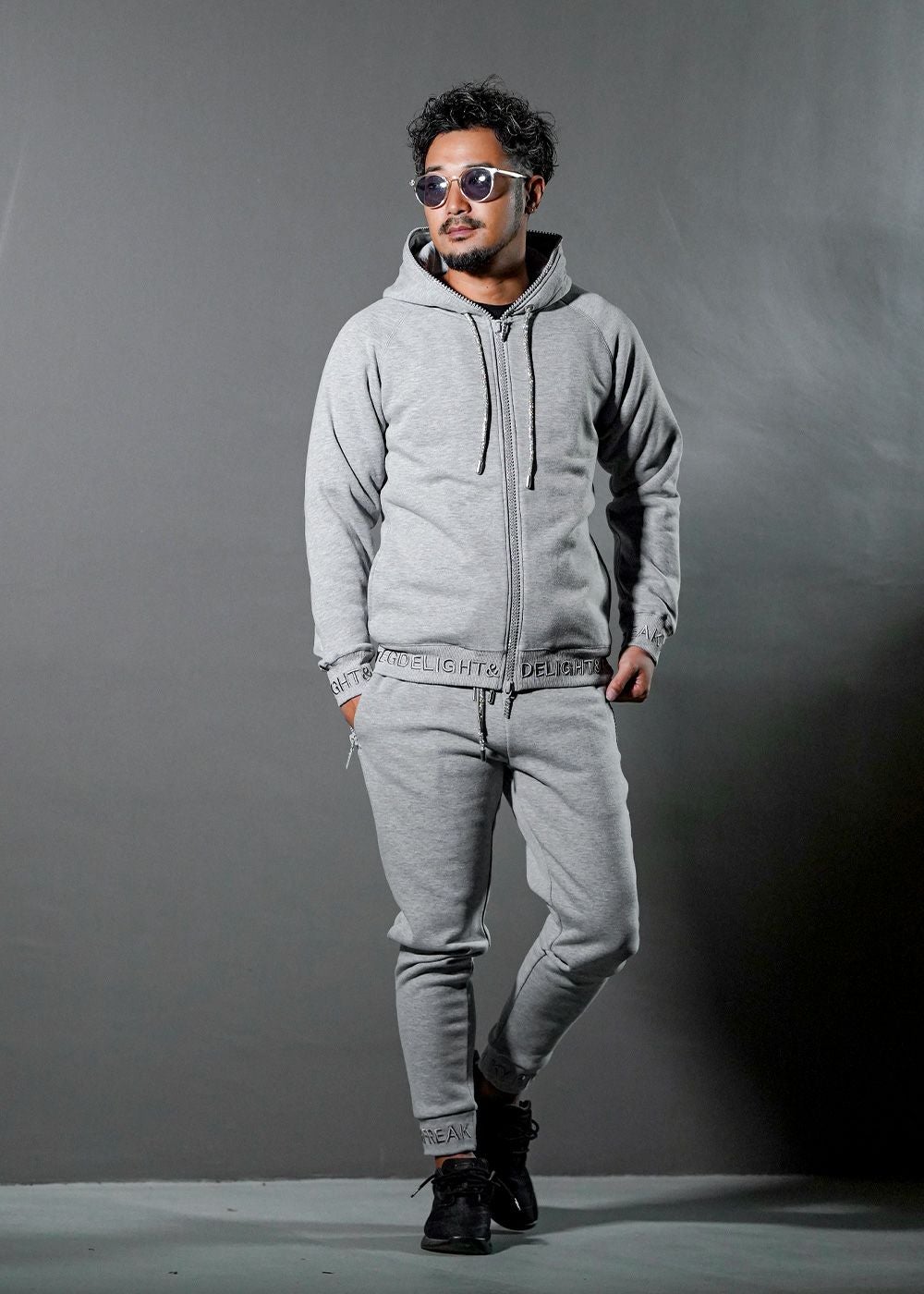 RTEG/ラインストーンジップフーディー | adamsJUGGLER（アダムス