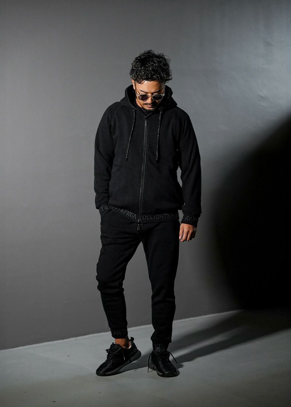 RTEG/ラインストーンジップフーディー | adamsJUGGLER（アダムス