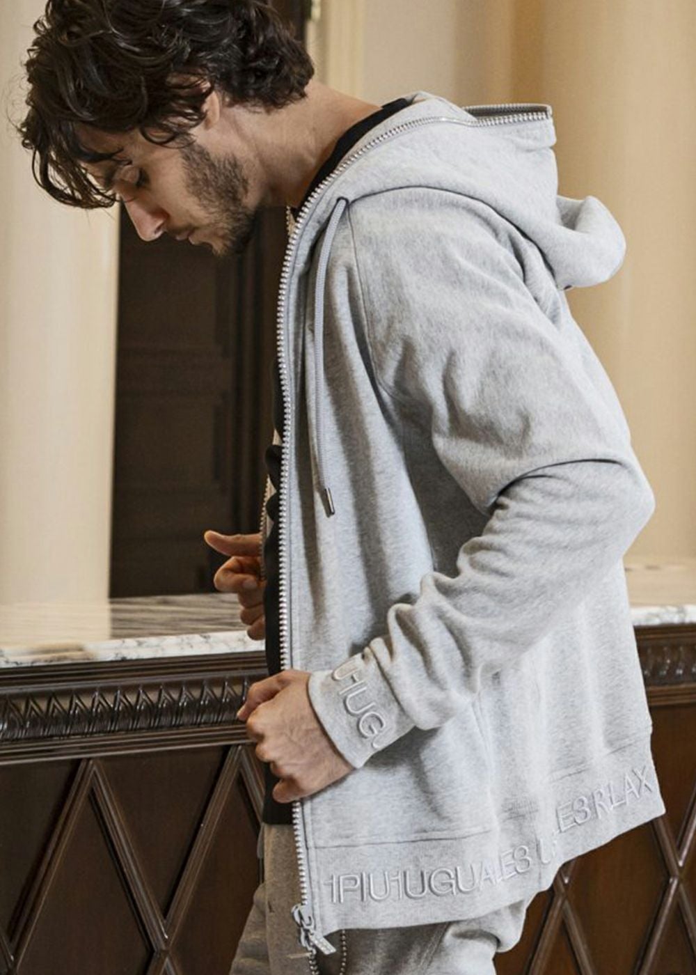BASIC RHINESTONE HOODIE | adamsJUGGLER(アダムスジャグラー)公式 BASIC RHINESTONE HOODIE | adamsJUGGLER(アダムスジャグラー)公式