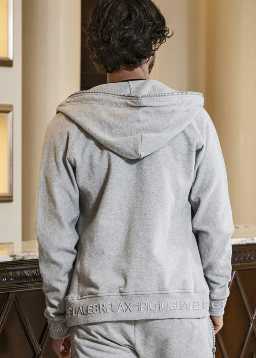 BASIC RHINESTONE HOODIE | adamsJUGGLER（アダムスジャグラー）公式