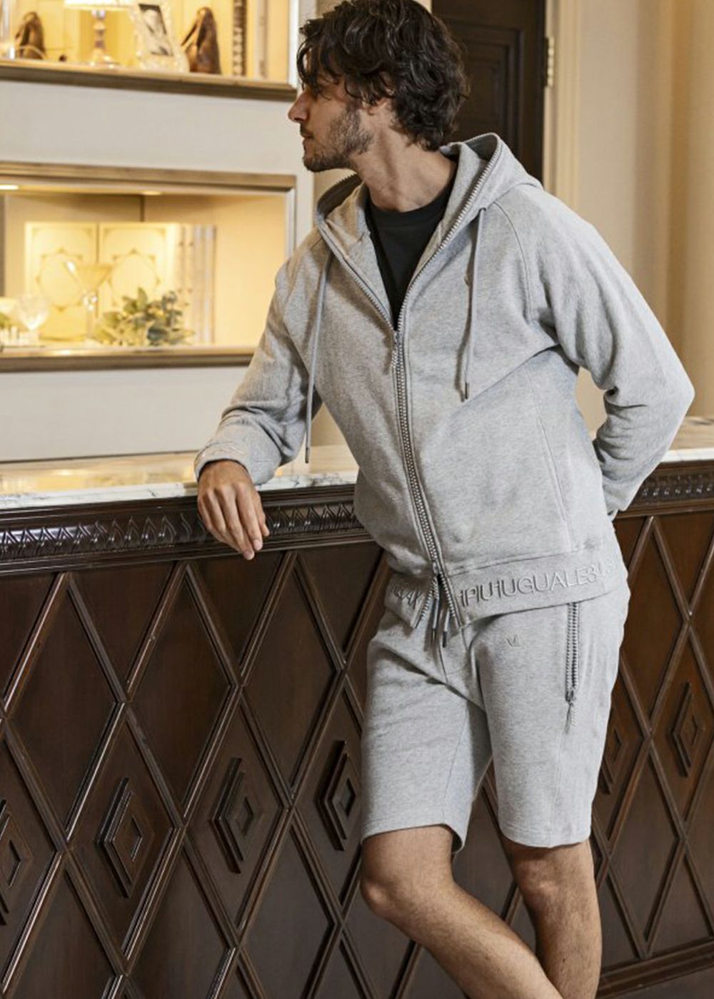 BASIC RHINESTONE HOODIE | adamsJUGGLER（アダムスジャグラー）公式