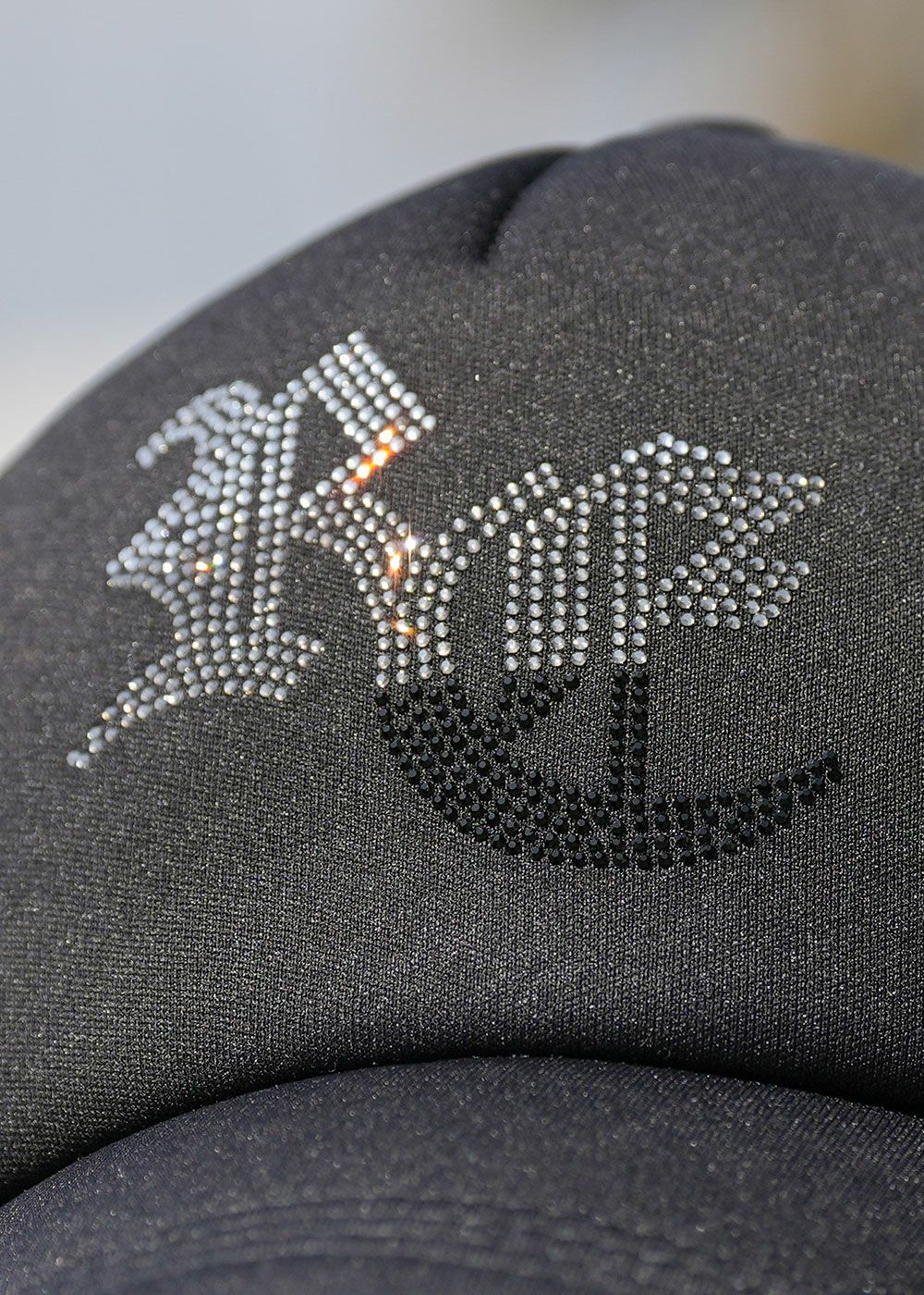 RTEGO.Eラインストーンキャップ シグネチャーキャップ／コーデュロイ