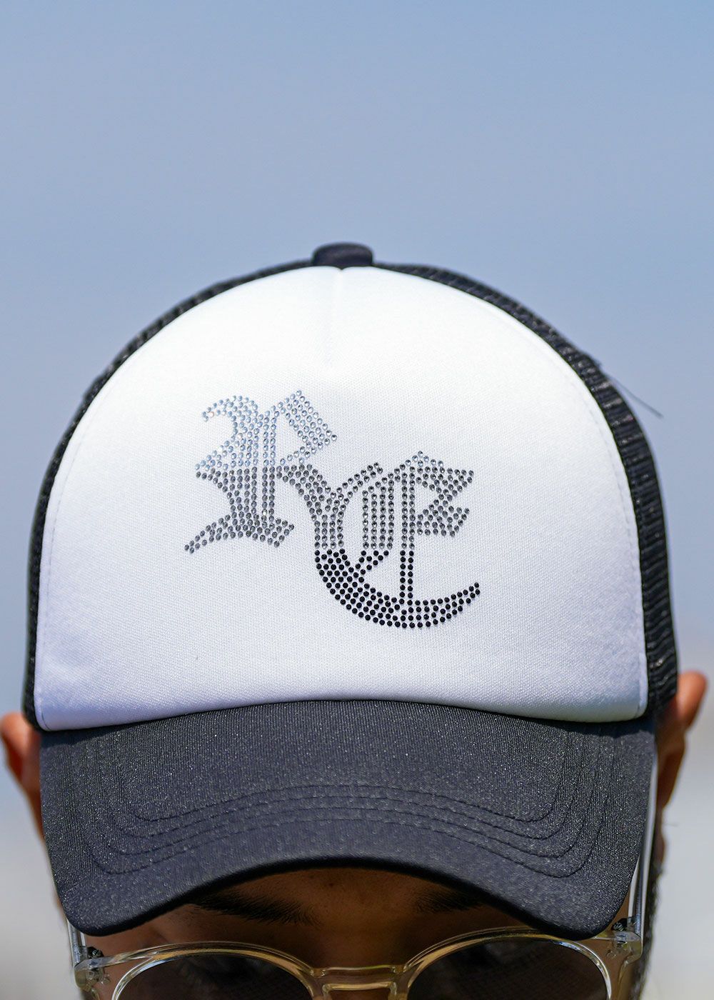 RTEGO.Eラインストーンキャップ シグネチャーキャップ／コーデュロイ