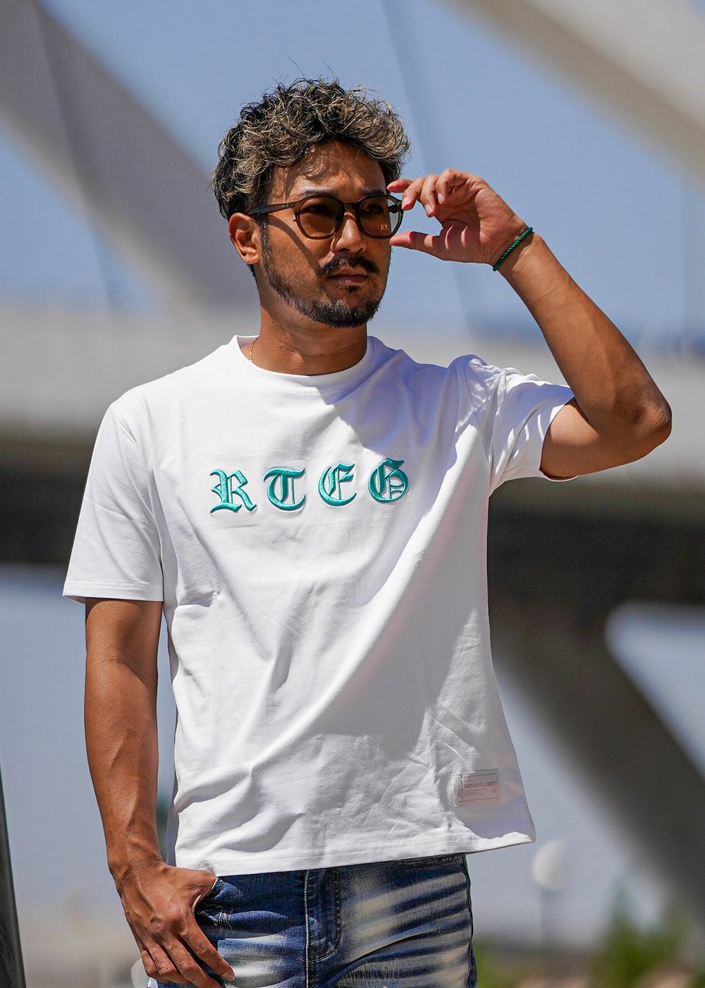 トップス RT 62919 RTEGO.EE/エンブロイダリーティー | adamsJUGGLER（アダムスジャグラー