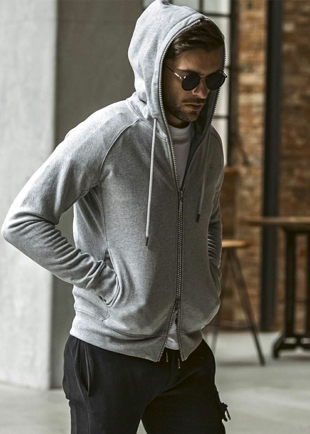 GLITTER ZIP+PLATE HODDIE | adamsJUGGLER（アダムスジャグラー）公式