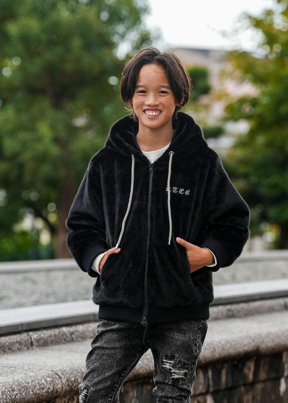 アダムスジャグラー トートバッグ ブラック フェイクファー ファーバックもこもこ 000000003580-08.jpg?size=l&w=