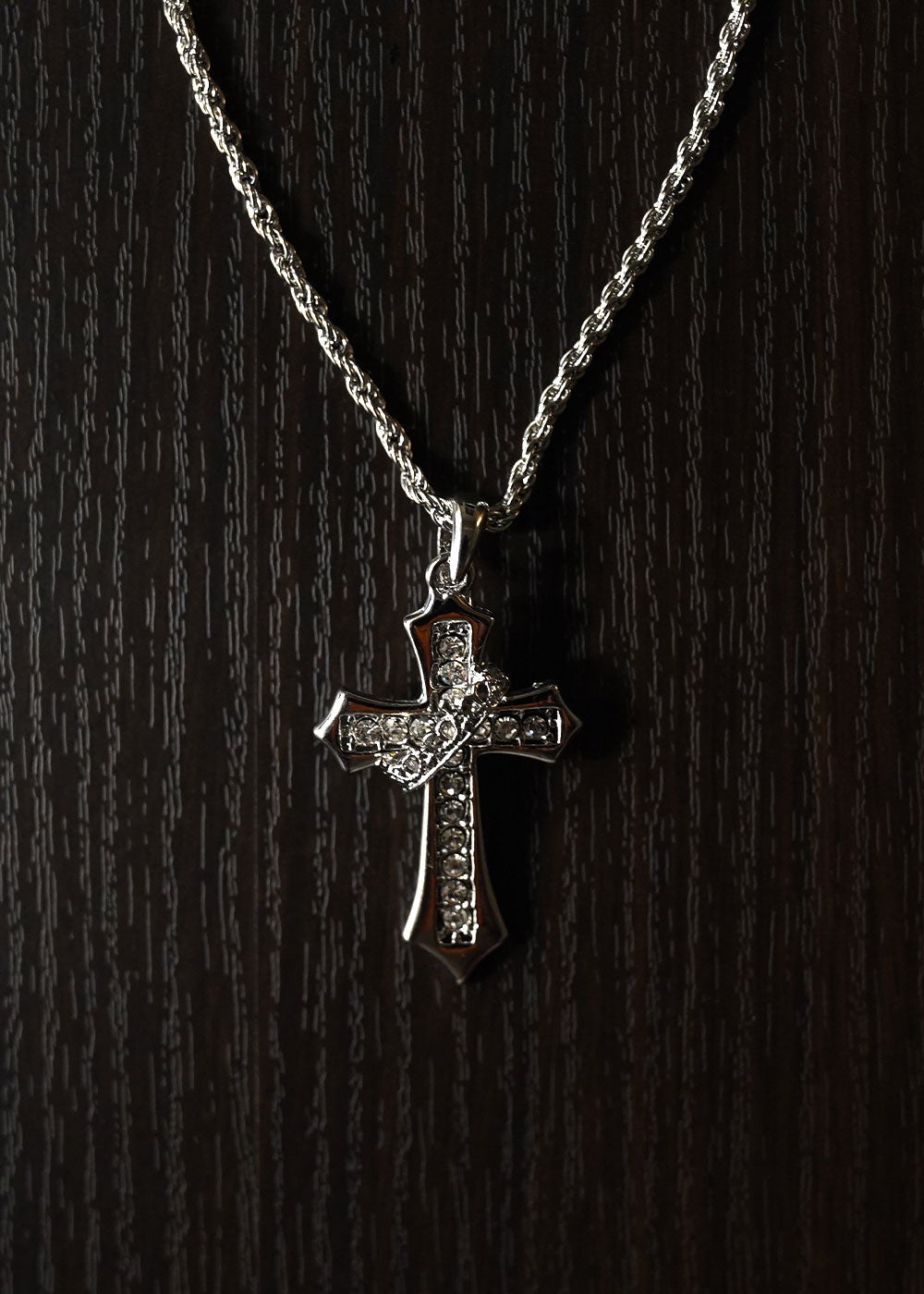 ローヤルペイブクロスネックレス スモールクロスネックレス／クロス